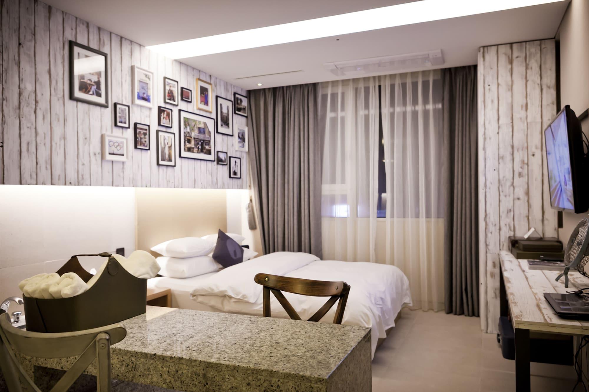 Hotel The Designers Hongdae Seoul Exterior foto