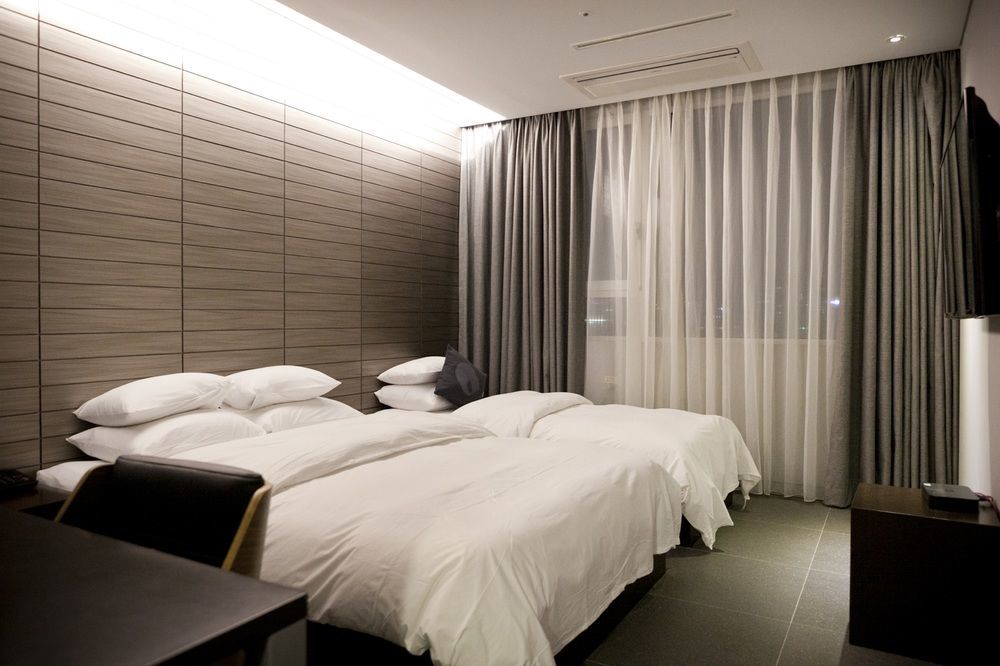 Hotel The Designers Hongdae Seoul Exterior foto